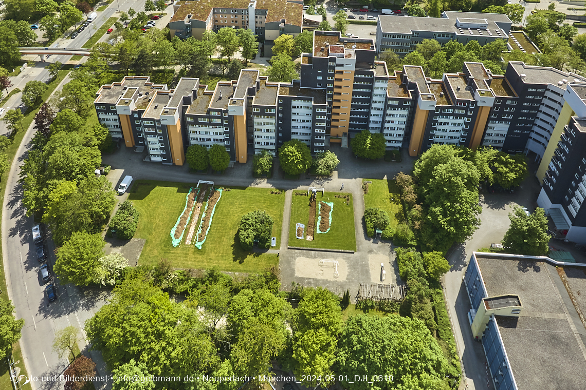 30.04.2025 - Wohnanlage Karl-Marx-Ring 52-62 und das Marx-Zentrum in Neuperlach