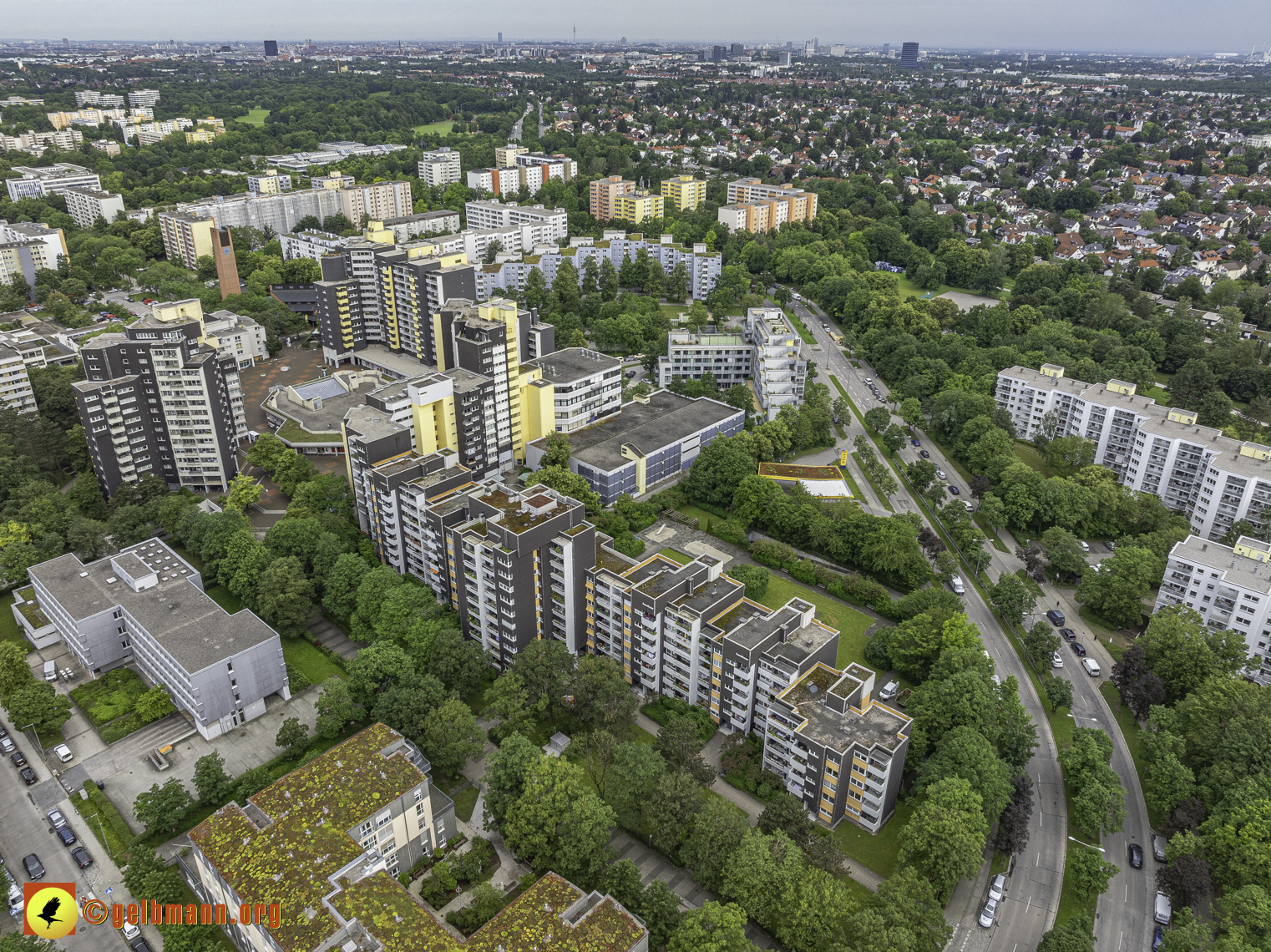 06.06.2024 - unser Marx-Zentrum und Wohnanlage Karl-Marx-Ring in Neuperlach