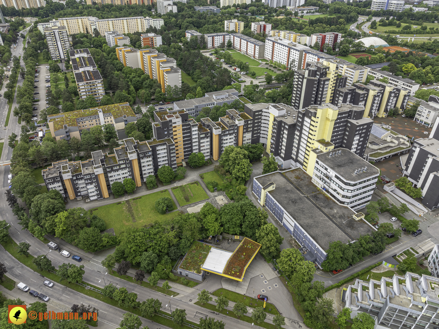 06.06.2024 - unser Marx-Zentrum und Wohnanlage Karl-Marx-Ring in Neuperlach