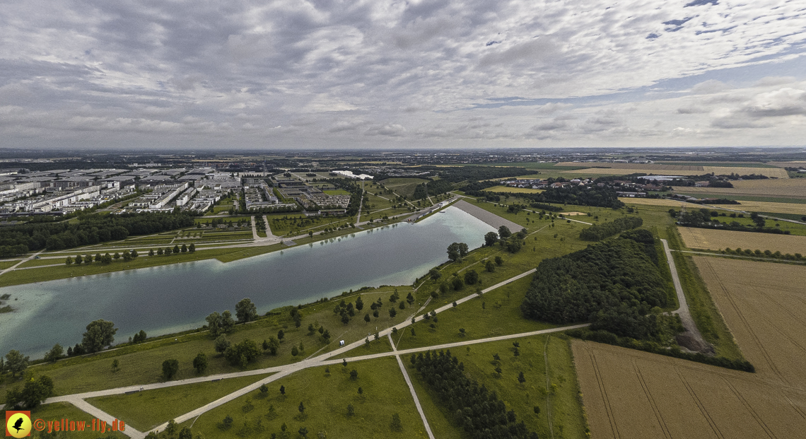 11.07.2024 - DEMOS-Baustelle und BayernHeim-Baustelle in Gronsdorf und Riemer See