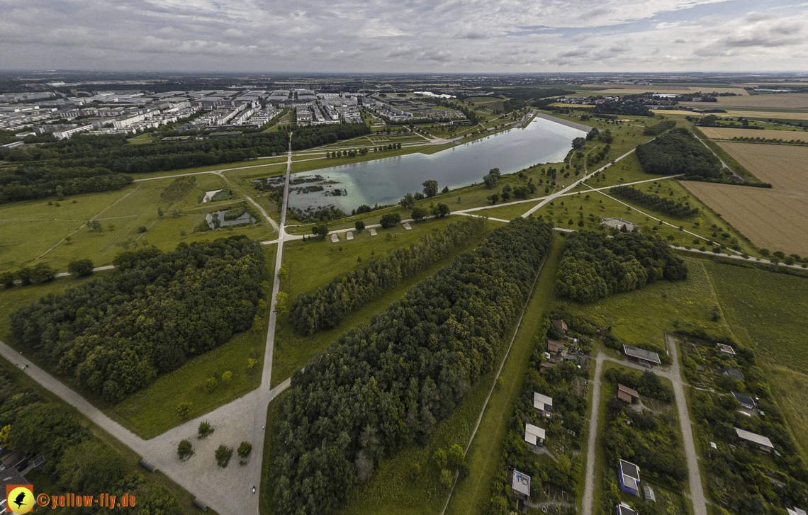 11.07.2024 - DEMOS-Baustelle und BayernHeim-Baustelle in Gronsdorf und Riemer See