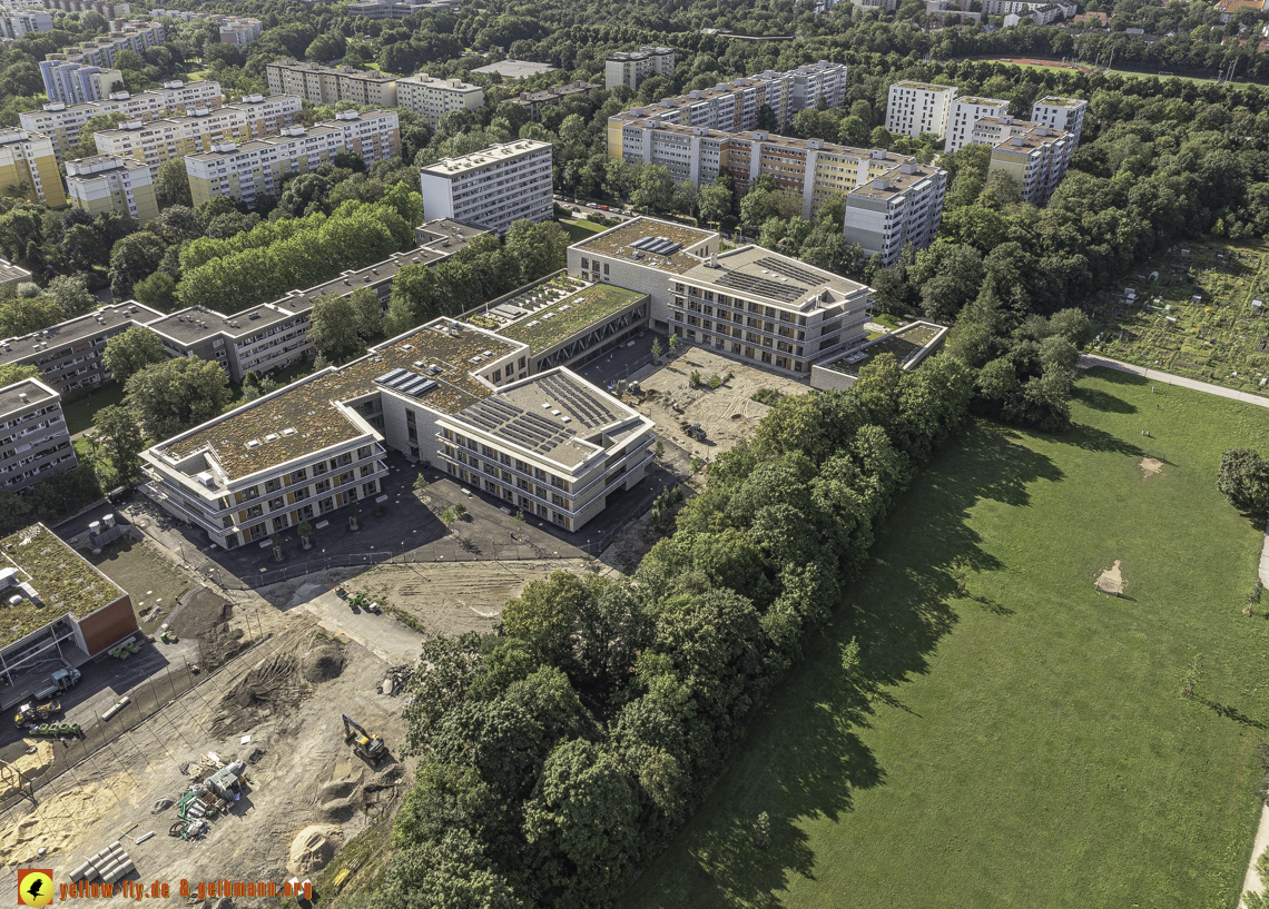 15.07.2024 - der Ostpark und Schule am Strehleranger in Neuperlach