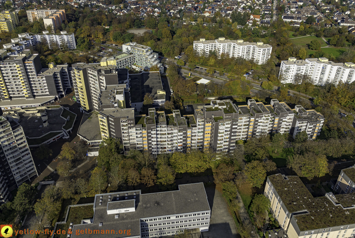 29.10.2024 - das Marx-Zentrum und Wohnanlage am Karl-Marx-Ring 52-62