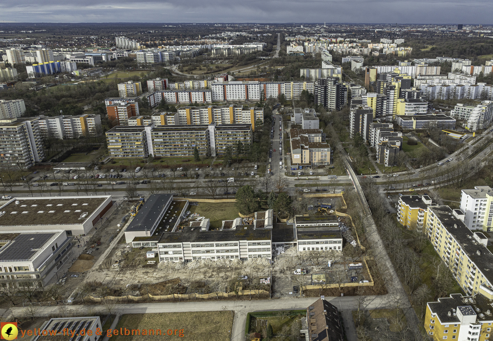 27.02.2025 - Abriss der Grundschule am Karl-Marx-Ring in Neuperlach