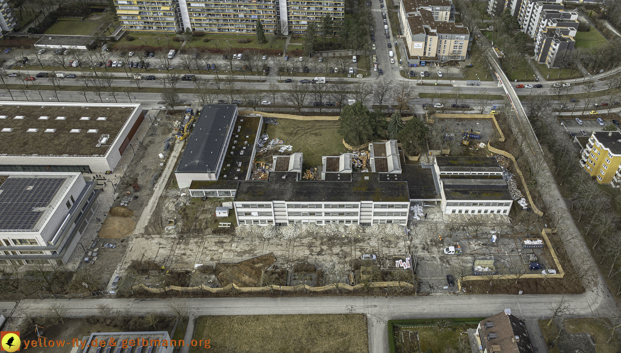 27.02.2025 - Abriss der Grundschule am Karl-Marx-Ring in Neuperlach