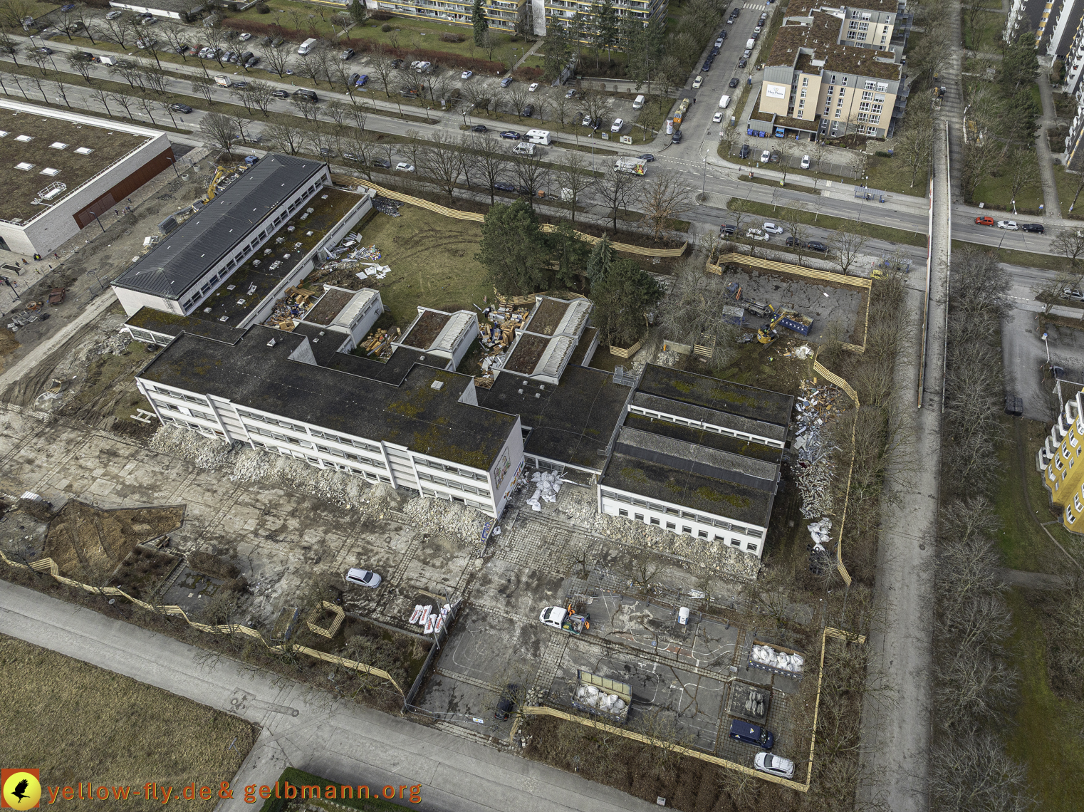 27.02.2025 - Abriss der Grundschule am Karl-Marx-Ring in Neuperlach