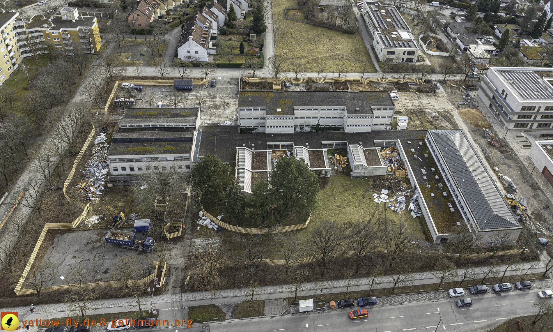 27.02.2025 - Abriss der Grundschule am Karl-Marx-Ring in Neuperlach
