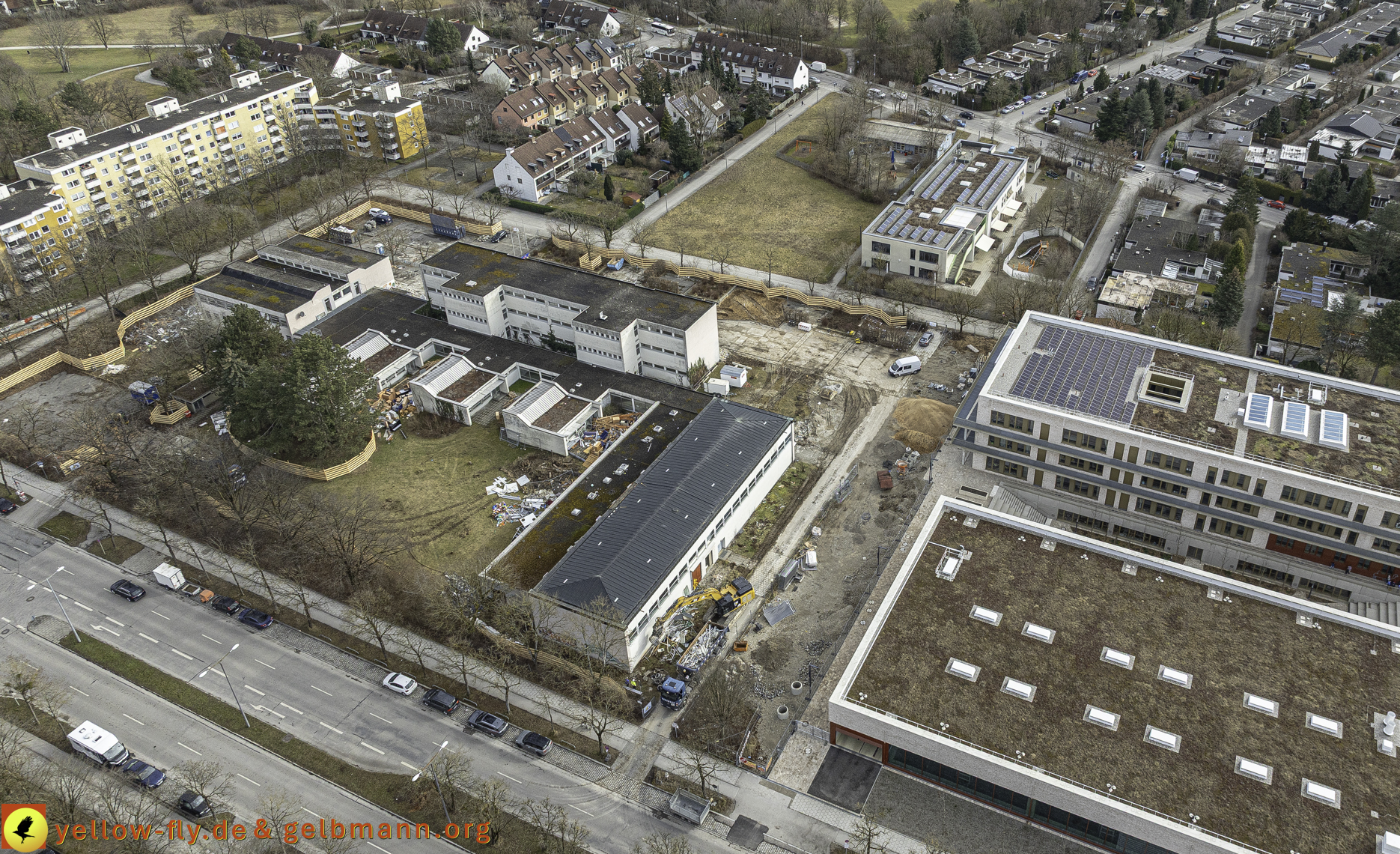 27.02.2025 - Abriss der Grundschule am Karl-Marx-Ring in Neuperlach