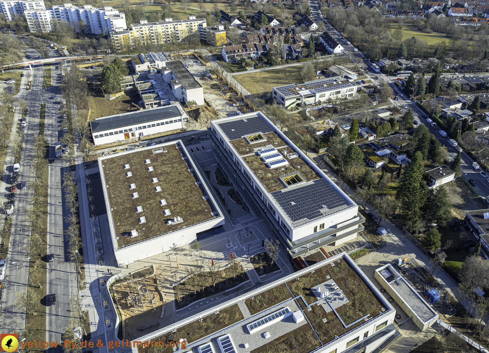 06.03.2025 - Abriss der Grundschule am Karl-Marx-Ring in Neuperlach
