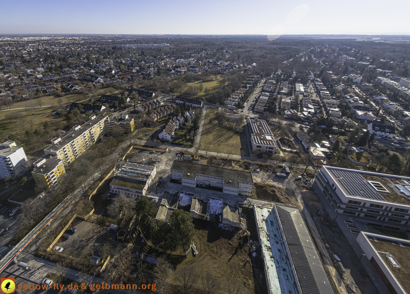 06.03.2025 - Abriss der Grundschule am Karl-Marx-Ring in Neuperlach