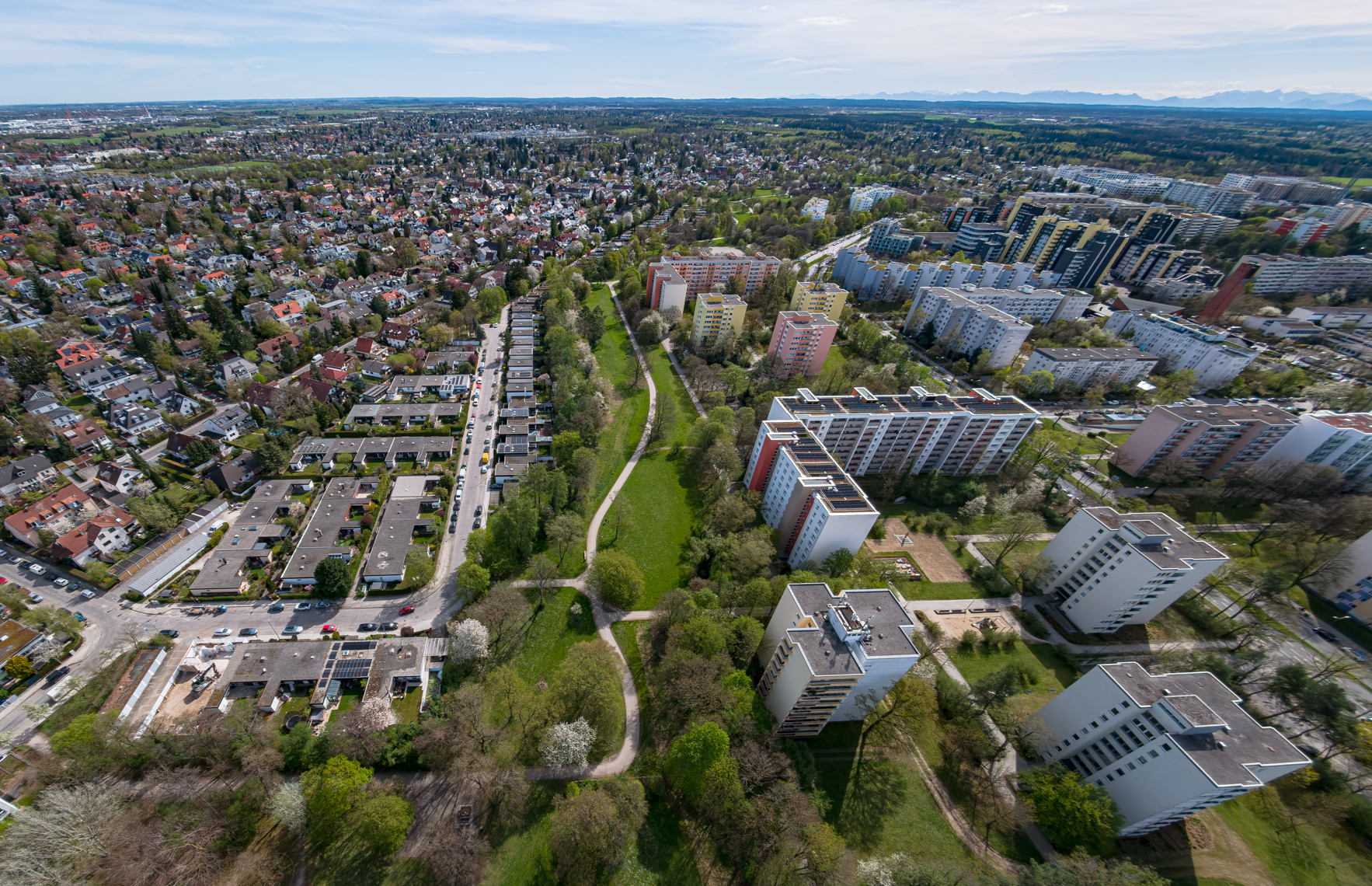 16.04.2025 - Grundschule am Karl-Marx-Ring in Neuperlach