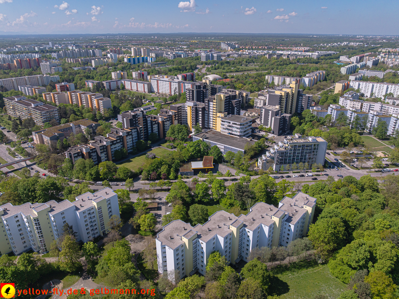 29.04.2025 - Marx-Zentrum und Karl-Marx-Ring 52-62 mit KMR 53-57