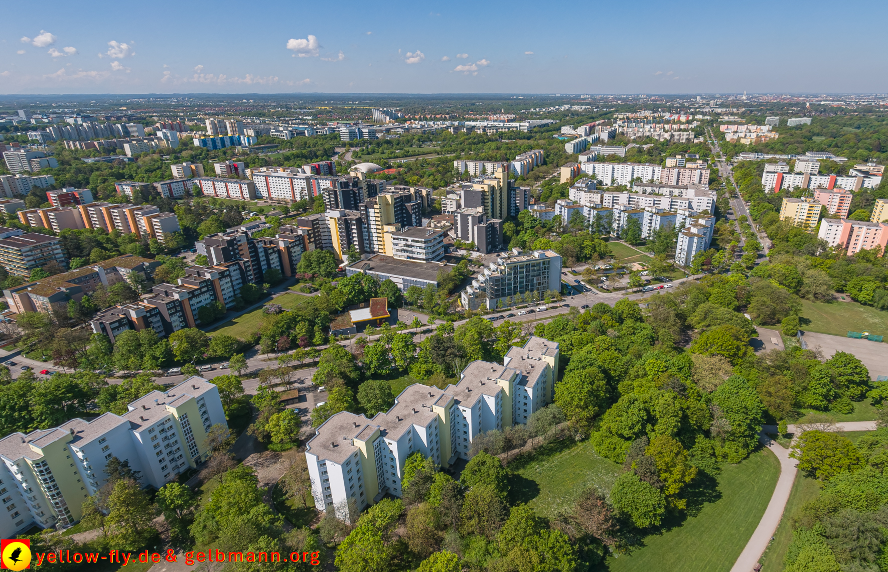 29.04.2025 - Marx-Zentrum und Karl-Marx-Ring 52-62 mit KMR 53-57