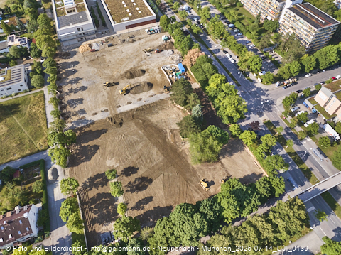 14.07.2025 - Baustelle zur Grundschule am Karl-Marx-Ring in Neuperlach