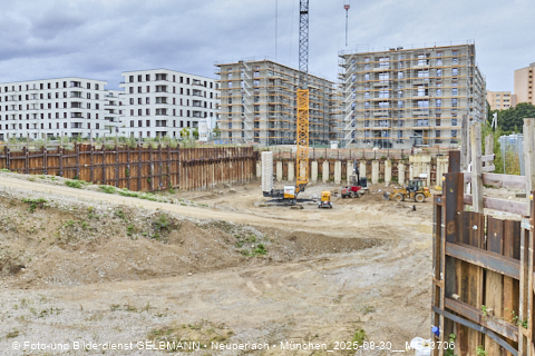 30.08.2025 - DEMOS-Baustelle und BayernHeim-Baustelle Alexiqauartier und BayernHeim in Neuperlach