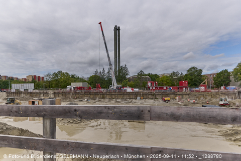 Baustelle Alexisquartier und BayernHeim in Neuperlach