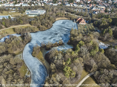 10.02.2026 - Ostpark mit zugefrohrenem See