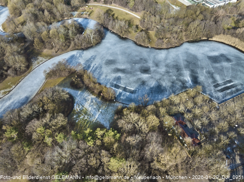 10.02.2026 - Ostpark mit zugefrohrenem See