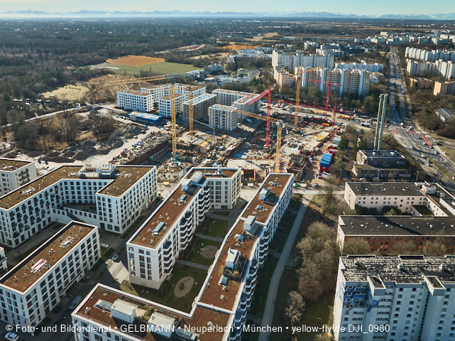 25.02.2026 - 25.02.2026 - Alexisquartier mit DEMOS und BayernHeim in Neuperlach