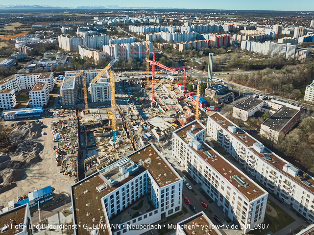 25.02.2026 - 25.02.2026 - Alexisquartier mit DEMOS und BayernHeim in Neuperlach