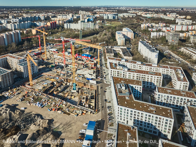 25.02.2026 - 25.02.2026 - Alexisquartier mit DEMOS und BayernHeim in Neuperlach