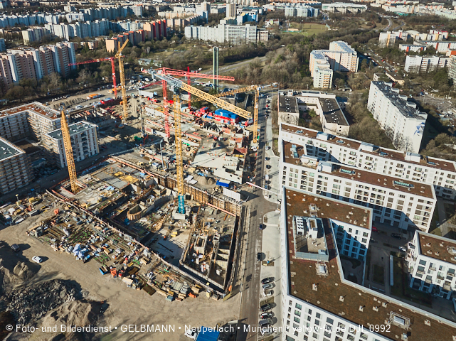 25.02.2026 - 25.02.2026 - Alexisquartier mit DEMOS und BayernHeim in Neuperlach