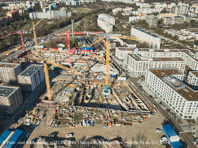 25.02.2026 - 25.02.2026 - Alexisquartier mit DEMOS und BayernHeim in Neuperlach