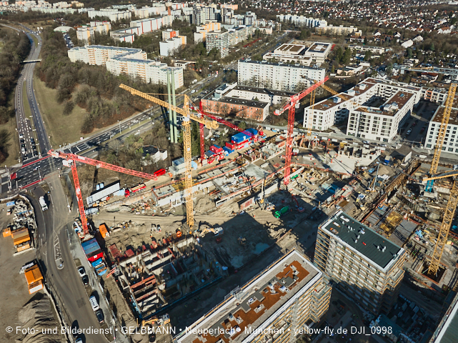 25.02.2026 - 25.02.2026 - Alexisquartier mit DEMOS und BayernHeim in Neuperlach