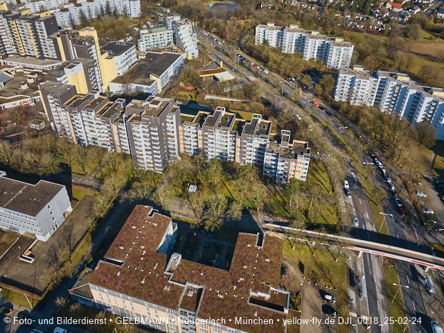 25.02.2026 - das Marx-Zentrum und Karl-Marx-Ring 52-62 mit Kindergarten St. Monika
