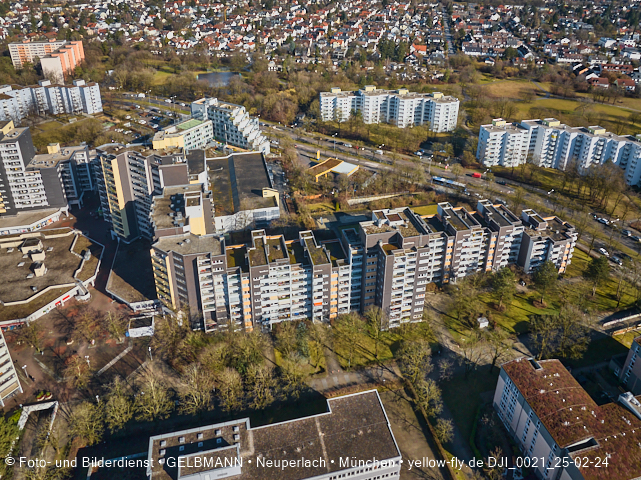 25.02.2026 - das Marx-Zentrum und Karl-Marx-Ring 52-62 mit Kindergarten St. Monika