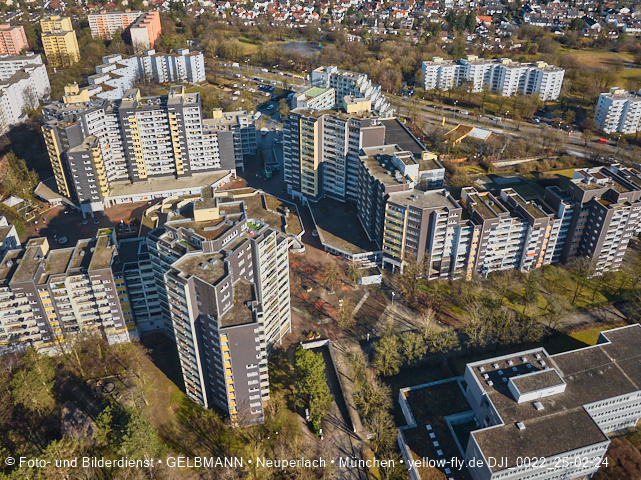 25.02.2026 - das Marx-Zentrum und Karl-Marx-Ring 52-62 mit Kindergarten St. Monika