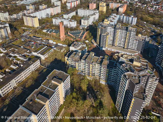 25.02.2026 - das Marx-Zentrum und Karl-Marx-Ring 52-62 mit Kindergarten St. Monika