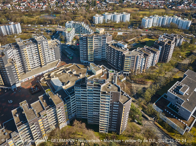 25.02.2026 - das Marx-Zentrum und Karl-Marx-Ring 52-62 mit Kindergarten St. Monika