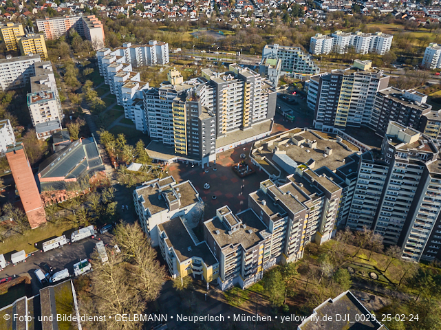 25.02.2026 - das Marx-Zentrum und Karl-Marx-Ring 52-62 mit Kindergarten St. Monika