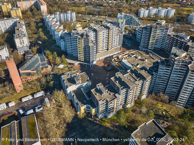 25.02.2026 - das Marx-Zentrum und Karl-Marx-Ring 52-62 mit Kindergarten St. Monika