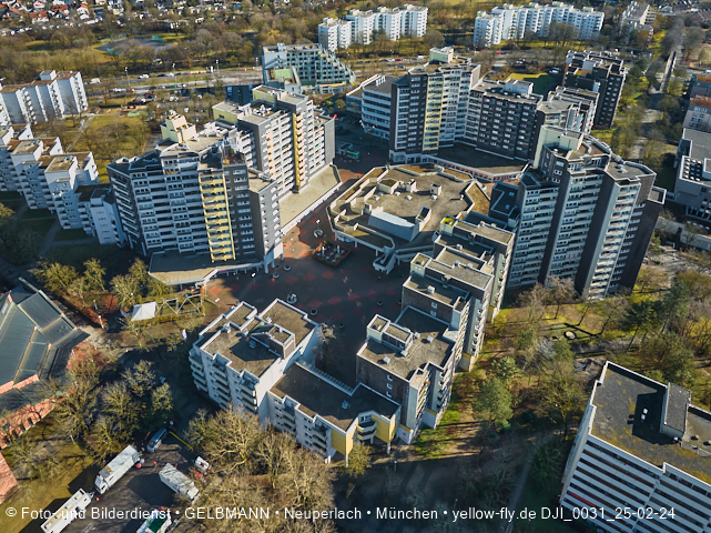 25.02.2026 - das Marx-Zentrum und Karl-Marx-Ring 52-62 mit Kindergarten St. Monika