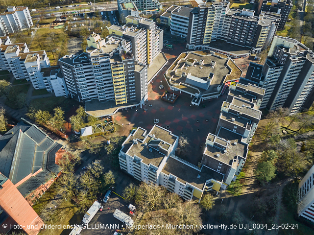 25.02.2026 - das Marx-Zentrum und Karl-Marx-Ring 52-62 mit Kindergarten St. Monika
