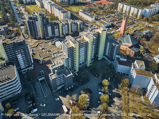 25.02.2026 - das Marx-Zentrum und Karl-Marx-Ring 52-62 mit Kindergarten St. Monika