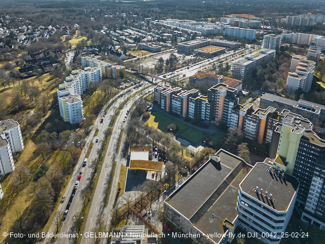 25.02.2026 - das Marx-Zentrum und Karl-Marx-Ring 52-62 mit Kindergarten St. Monika