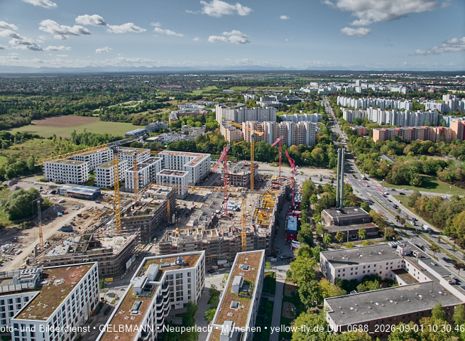 01.09.2026 - Luftbilder vom Alexisquartier und BayernHeim in Neuperlach