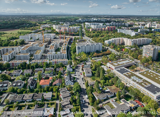 01.09.2026 - Luftbilder vom Alexisquartier und BayernHeim in Neuperlach