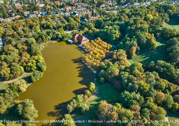 07.10.2026 - Geothermie-Baustelle und Ostpark mit See in Berg-am-Laim