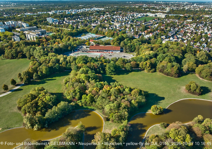 07.10.2026 - Geothermie-Baustelle und Ostpark mit See in Berg-am-Laim