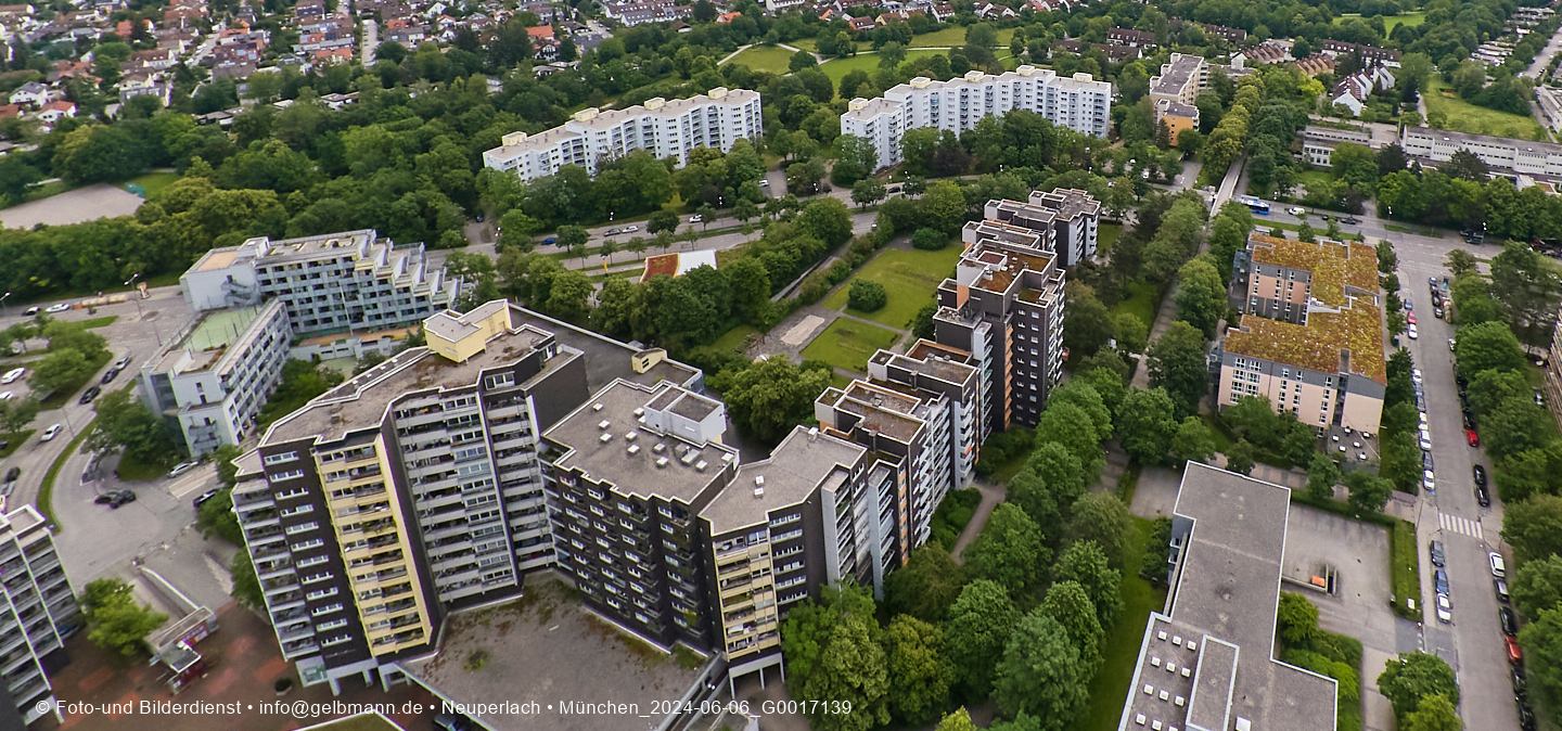 Luftbilder und Copterfotos vom Marx-Zentrum und der Wohnanlage am Karl-MArx-Ring 52-62 in Neuperlach