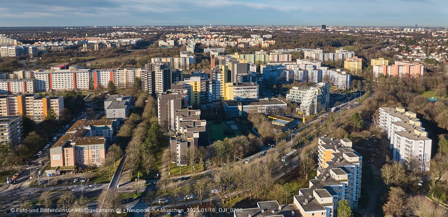 Luftbilder und Copterfotos vom Marx-Zentrum und der Wohnanlage am Karl-MArx-Ring 52-62 in Neuperlach